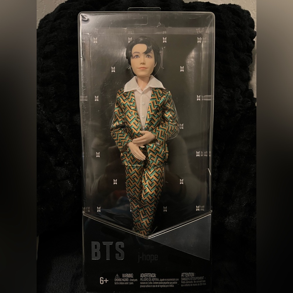 BTS Bangtan Boys K-POP Jung Kook 11" Doll Figure